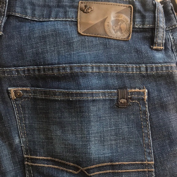 buffalo slim straight stretch